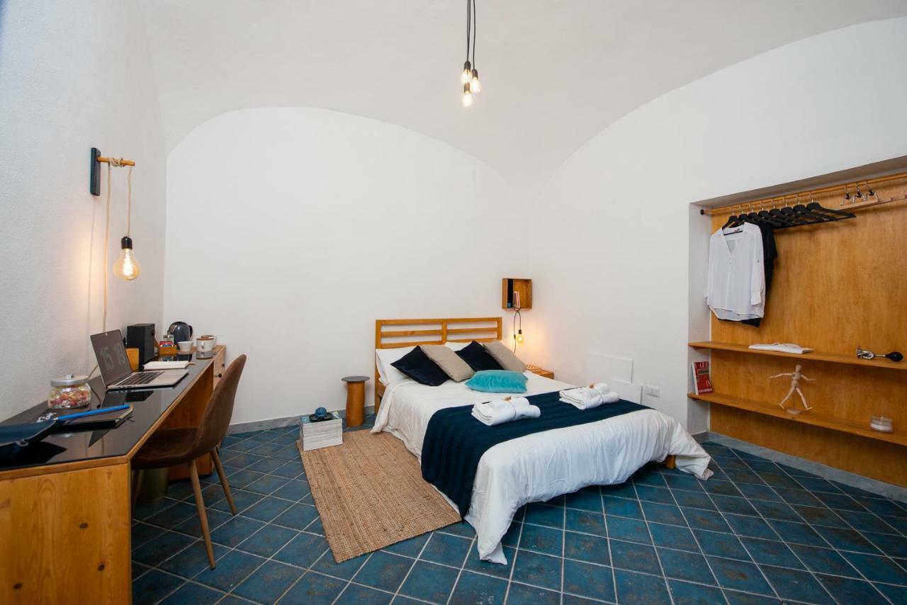 Light Blue - Apartment In The Middle Of Everything Torre Annunziata Dış mekan fotoğraf